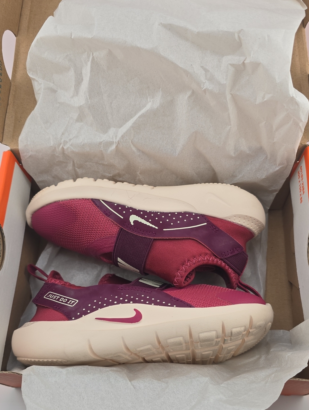Nike Flex Runner 4GS  Bordeaux/Guava Ice/Sweet Beet Size 9C - Picture 13 of 14